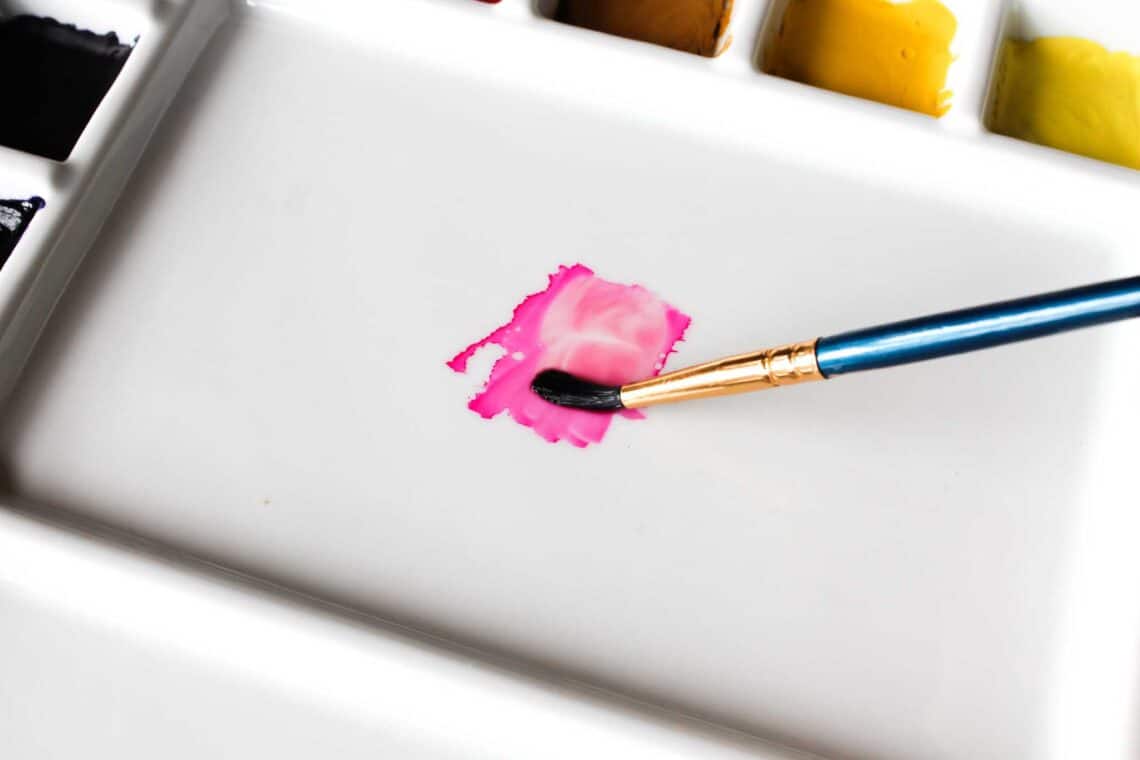 How to Use Watercolor Brush Pens (Beginner's Guide) By Heidi Grace