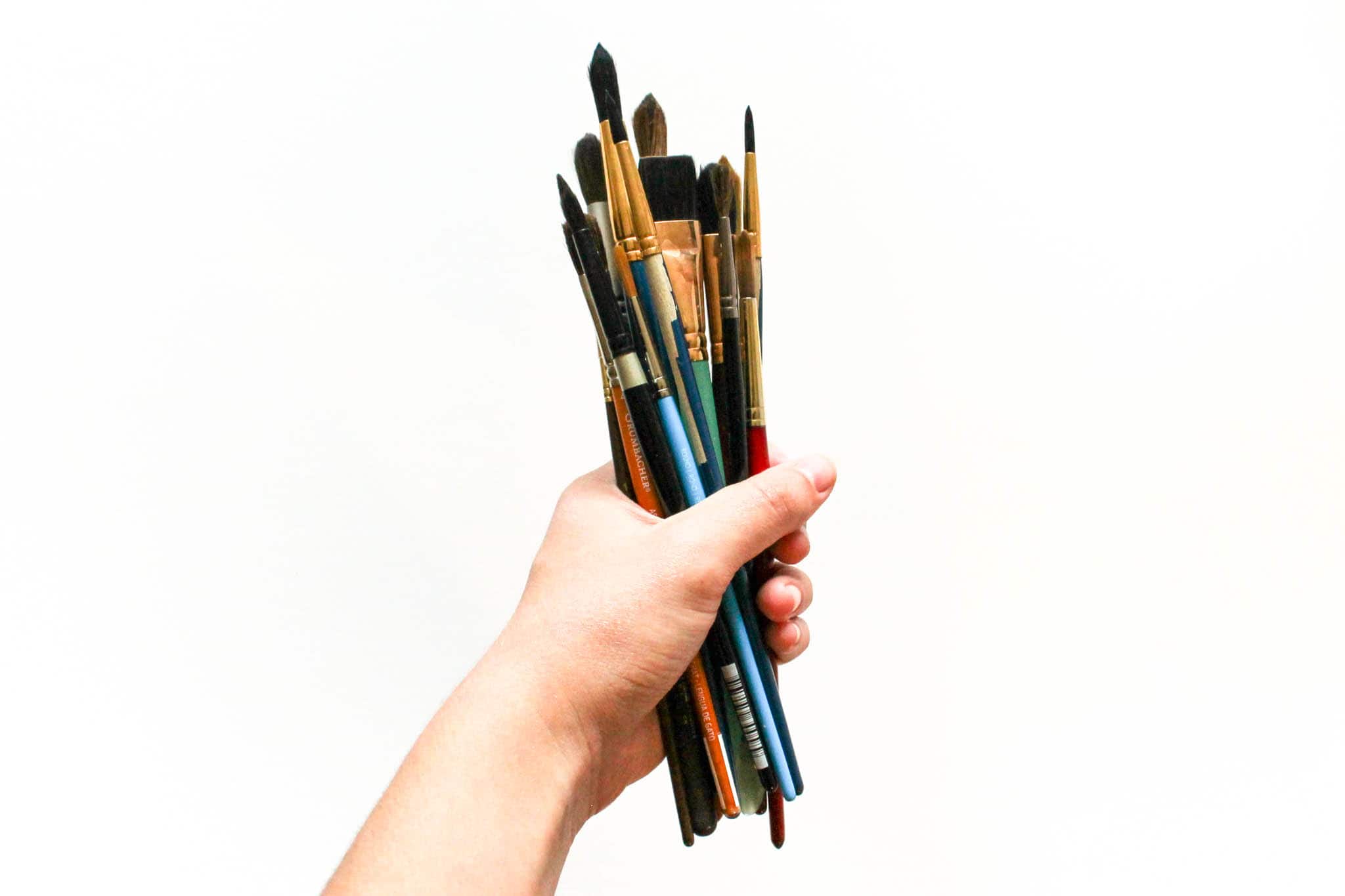 How to Take Care of Watercolor Brushes So They Last
